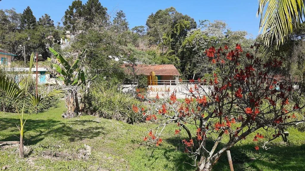Casa para Venda em São Roque, Alpes Paulista (Mailasqui), 3 dormitórios, 2 banheiros