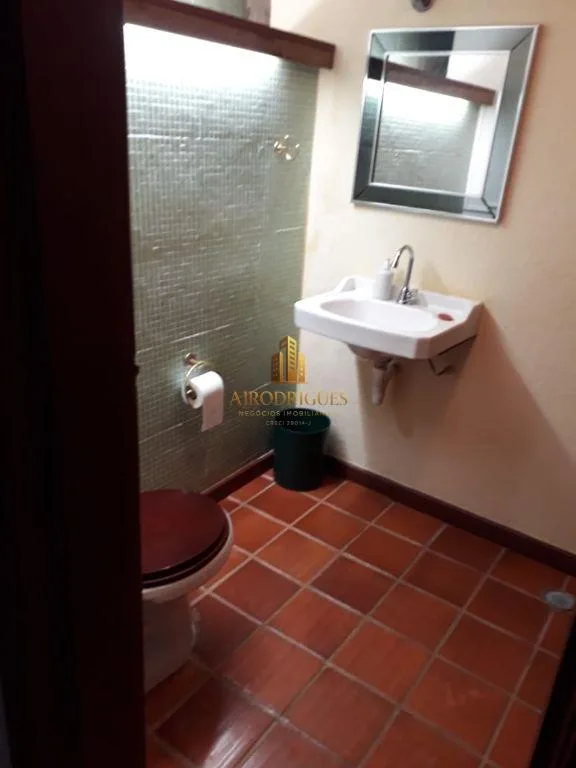 Casa para Venda em São Roque, Centro, 3 dormitórios, 2 banheiros, 1 vaga