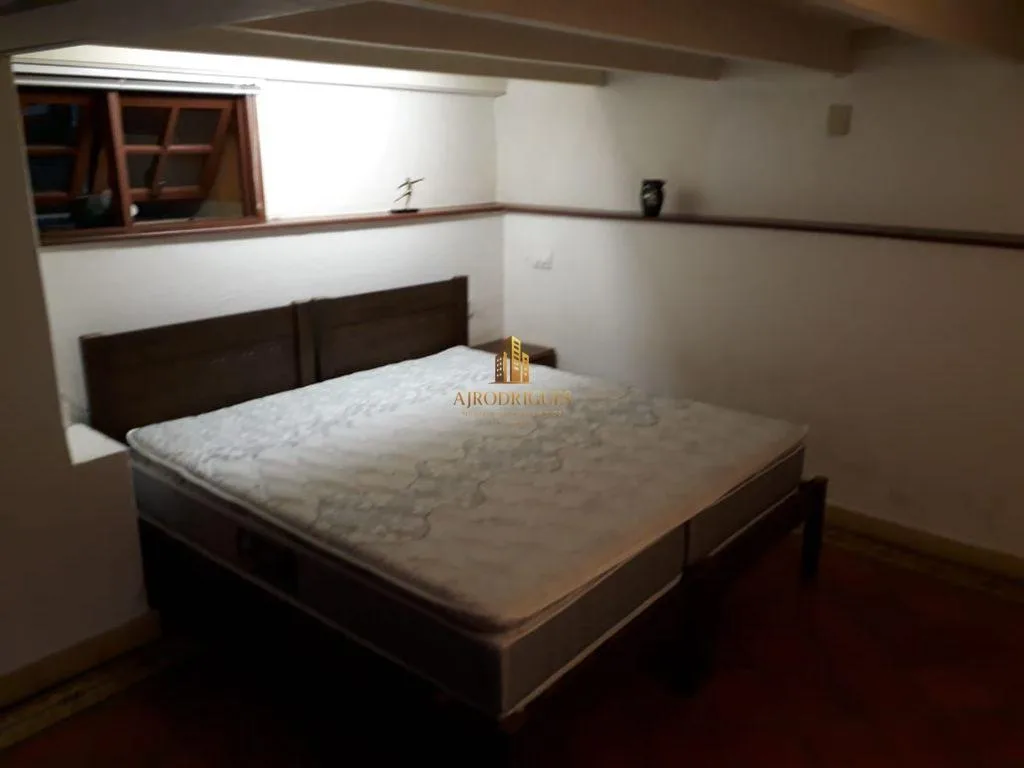 Casa para Venda em São Roque, Centro, 3 dormitórios, 2 banheiros, 1 vaga