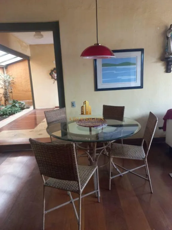 Casa para Venda em São Roque, Centro, 3 dormitórios, 2 banheiros, 1 vaga