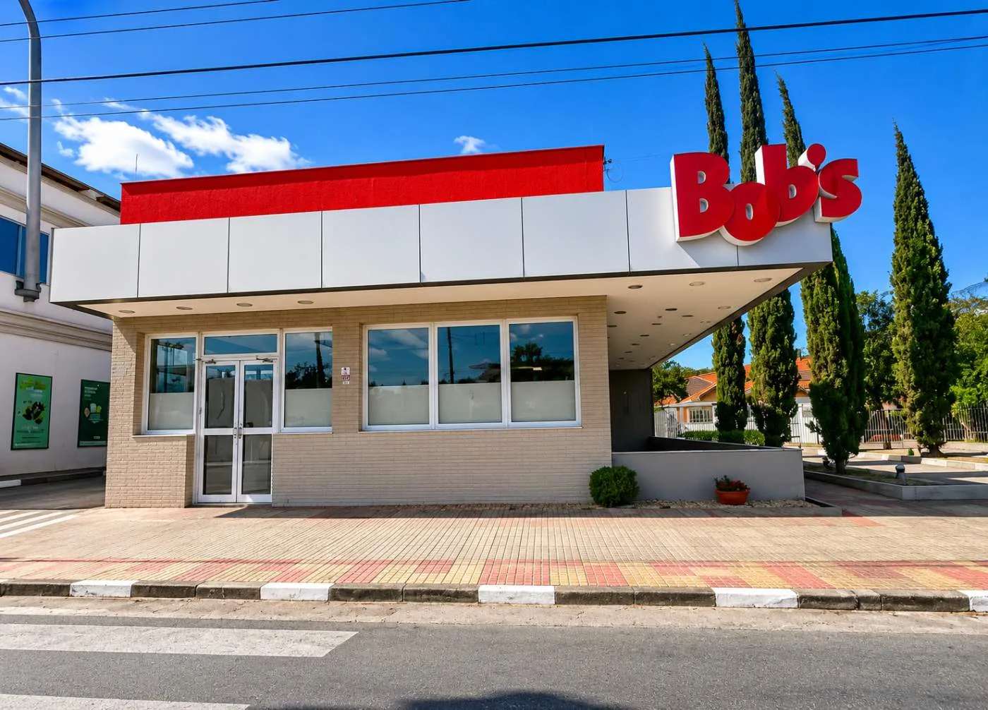 Comercial para Locação em São Roque, Centro, 4 banheiros, 5 vagas