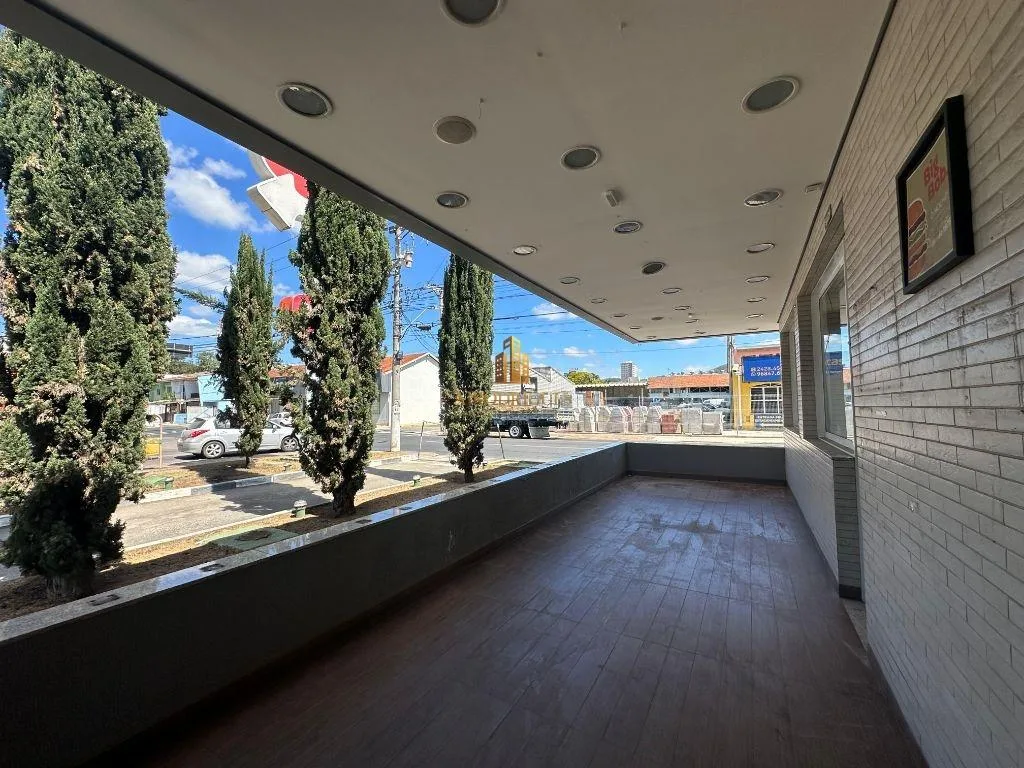 Comercial para Locação em São Roque, Centro, 4 banheiros, 5 vagas