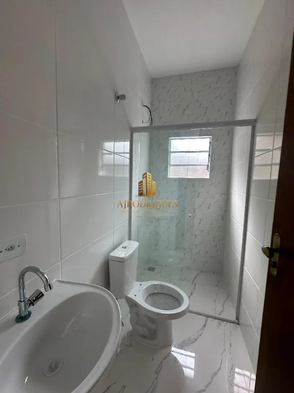 Casa para Venda em São Roque, Jardim Vinhas Do Sol (Mailasqui), 2 dormitórios, 1 suíte, 2 banheiros, 2 vagas