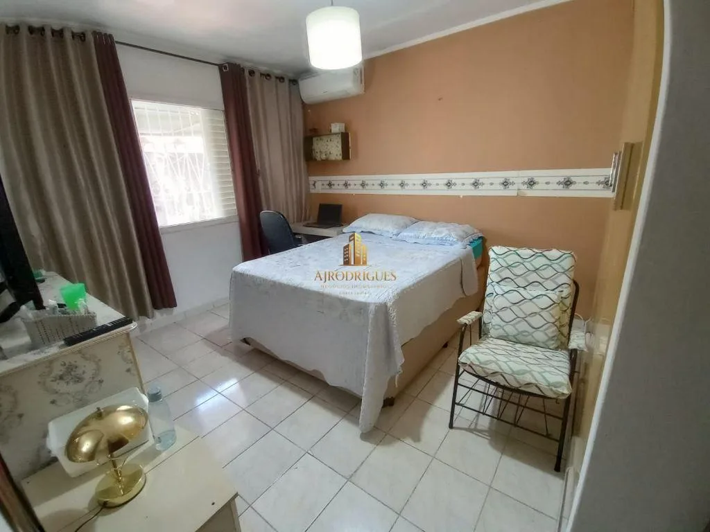 Casa para Venda em São Roque, Jardim Bandeirantes, 2 dormitórios, 1 banheiro, 1 vaga
