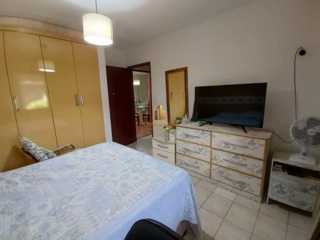 Casa para Venda em São Roque, Jardim Bandeirantes, 2 dormitórios, 1 banheiro, 1 vaga