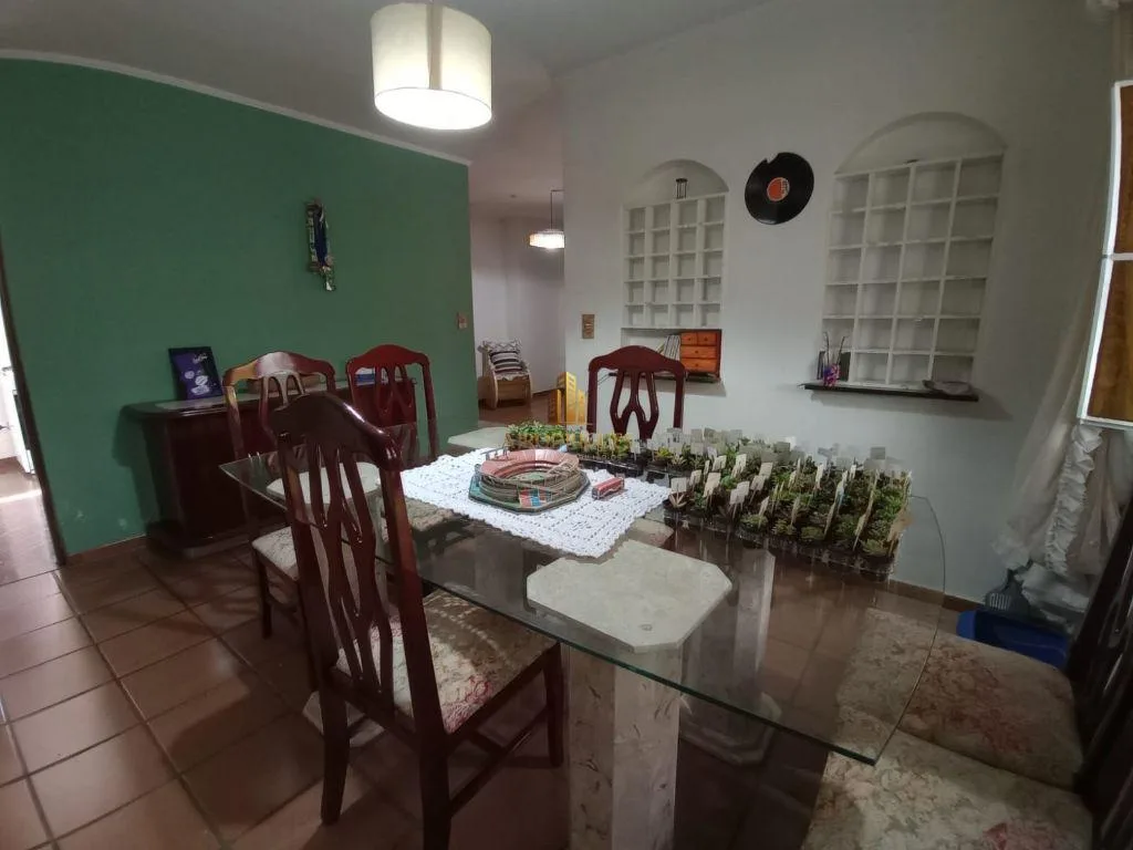 Casa para Venda em São Roque, Jardim Bandeirantes, 2 dormitórios, 1 banheiro, 1 vaga