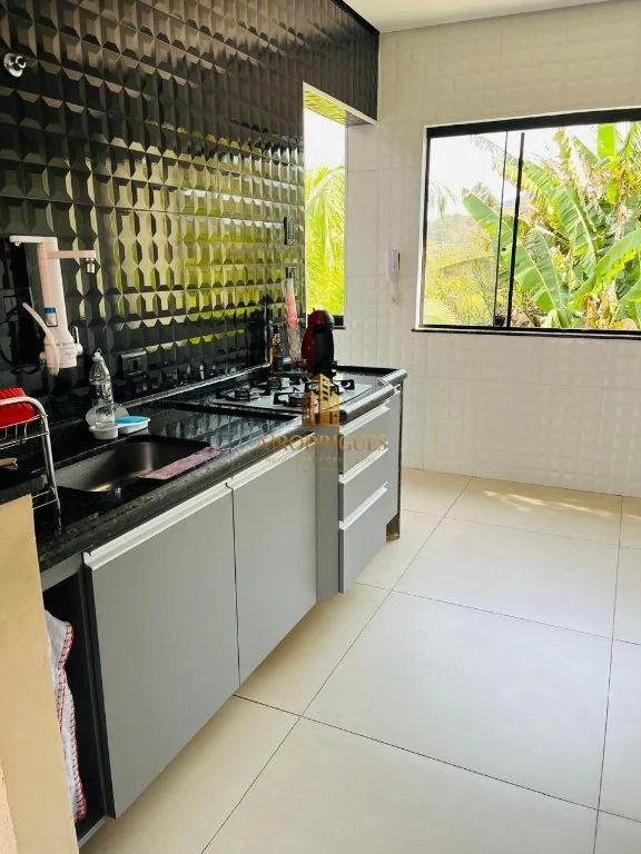 Casa para Venda em São Roque, Vila Nossa Senhora Aparecida, 2 dormitórios, 1 banheiro, 1 vaga