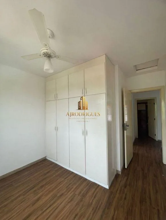 Casa para Venda em São Roque, Vila Junqueira, 4 dormitórios, 2 suítes, 4 banheiros, 3 vagas