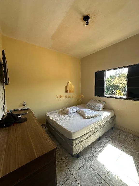 Casa para Venda em São Roque, Vila Santa Rita, 2 dormitórios, 1 banheiro, 2 vagas