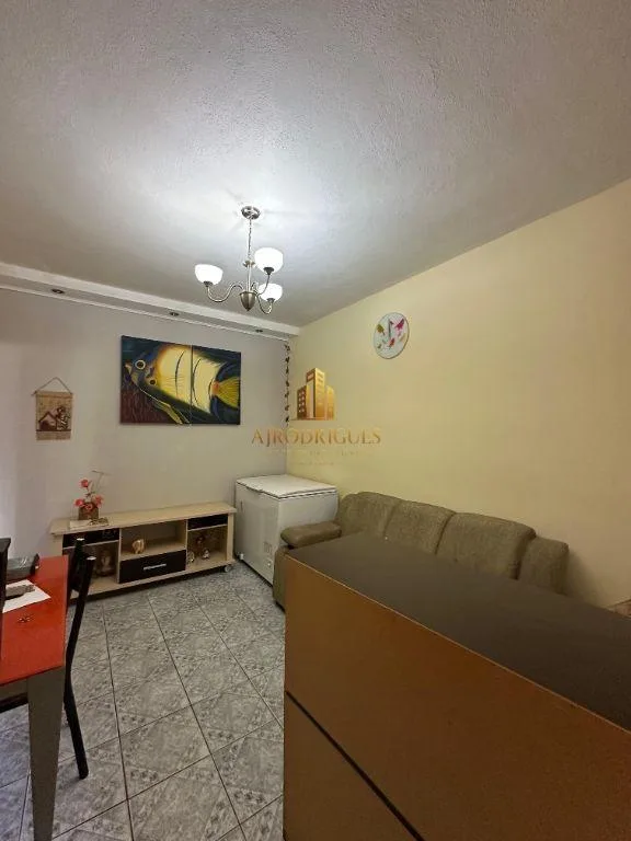 Casa para Venda em São Roque, Vila Santa Rita, 2 dormitórios, 1 banheiro, 2 vagas