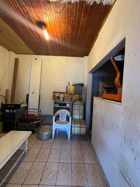 Casa para Venda em São Roque, Vila Santa Rita, 2 dormitórios, 1 banheiro, 2 vagas