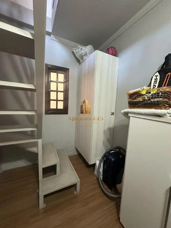 Casa em Condomínio para Venda em São Roque, Vila Irene, 3 dormitórios, 3 suítes, 3 banheiros, 2 vagas