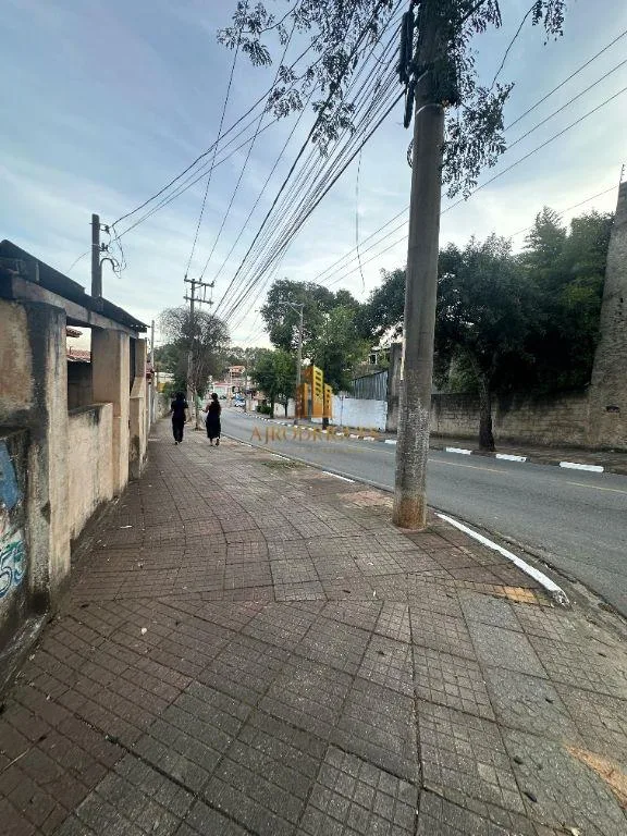 Casa para Venda em São Roque, Centro, 3 dormitórios, 1 banheiro, 1 vaga