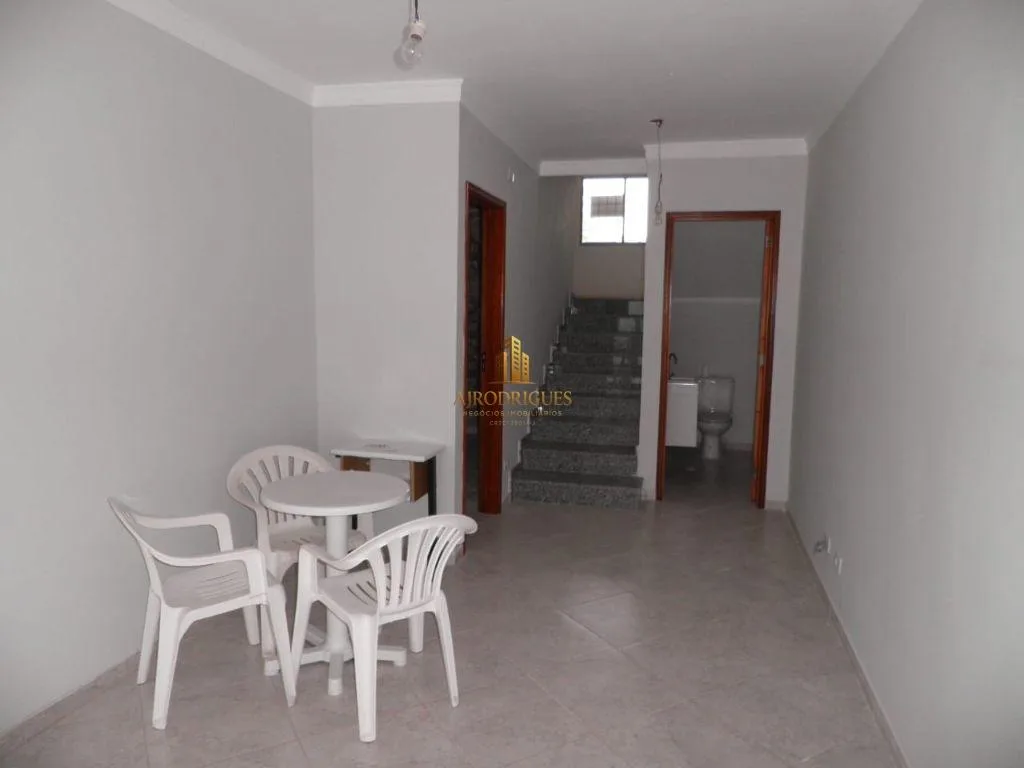 Casa para Venda em São Roque, Jardim Flórida, 3 dormitórios, 1 suíte, 2 banheiros, 3 vagas