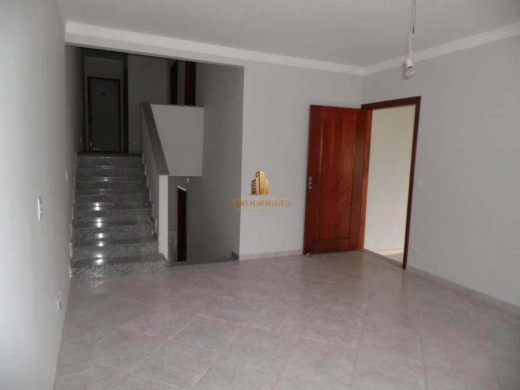 Casa para Venda em São Roque, Jardim Flórida, 3 dormitórios, 1 suíte, 2 banheiros, 3 vagas