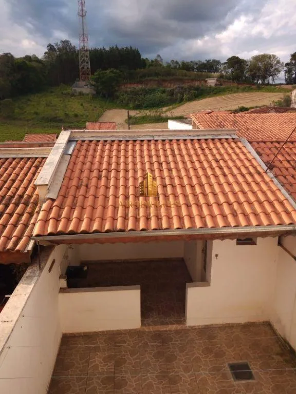 Sobrado para Venda em São Roque, Vila Santo Antônio, 2 dormitórios, 2 banheiros, 2 vagas