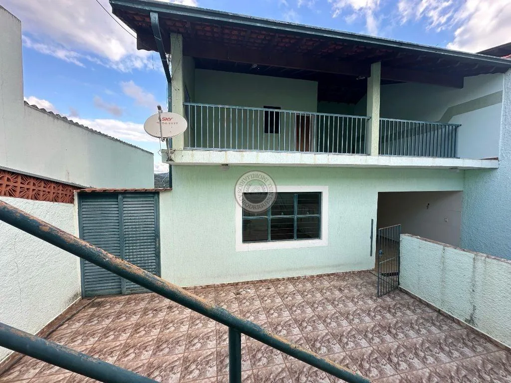 Casa para Venda em São Roque, Jardim Mosteiro, 4 dormitórios, 1 suíte, 2 banheiros, 2 vagas