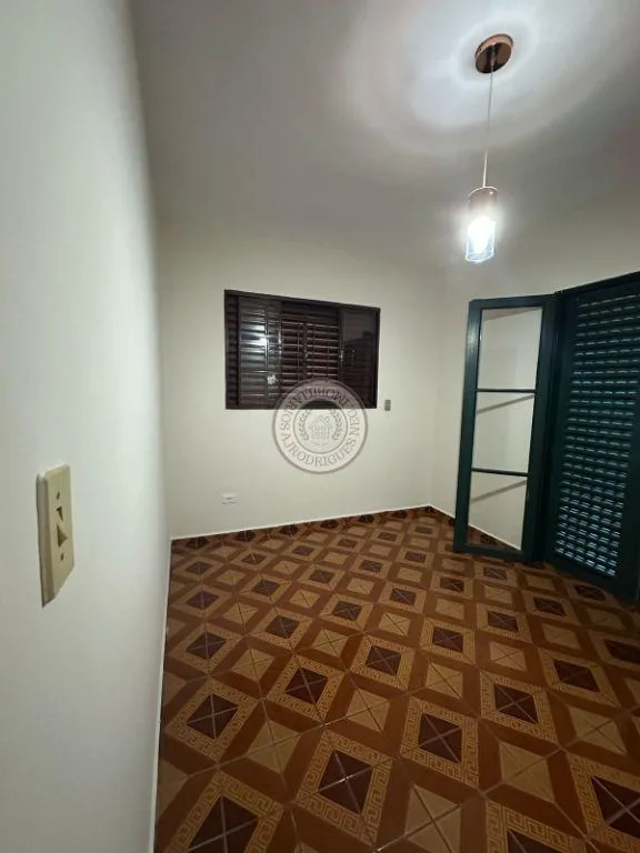Casa para Venda em São Roque, Jardim Mosteiro, 4 dormitórios, 1 suíte, 2 banheiros, 2 vagas