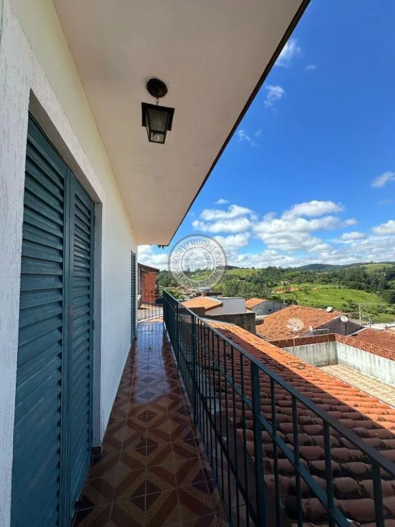 Casa para Venda em São Roque, Jardim Mosteiro, 4 dormitórios, 1 suíte, 2 banheiros, 2 vagas