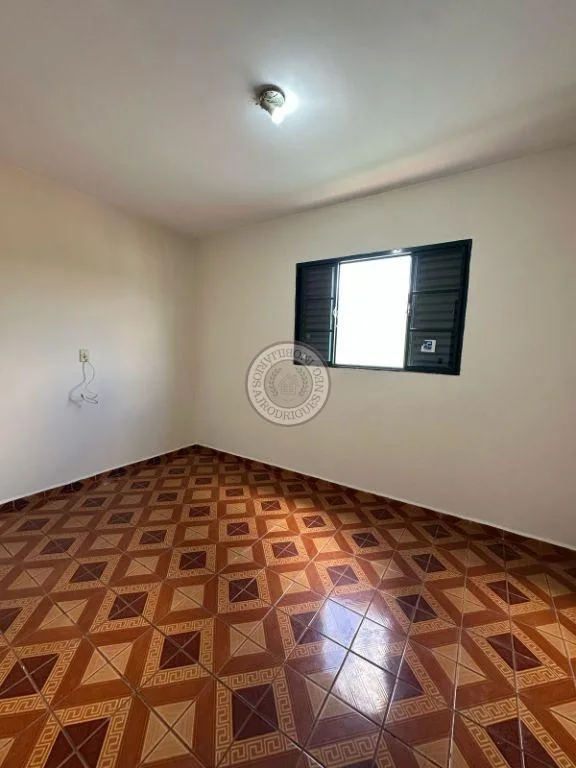 Casa para Venda em São Roque, Jardim Mosteiro, 4 dormitórios, 1 suíte, 2 banheiros, 2 vagas