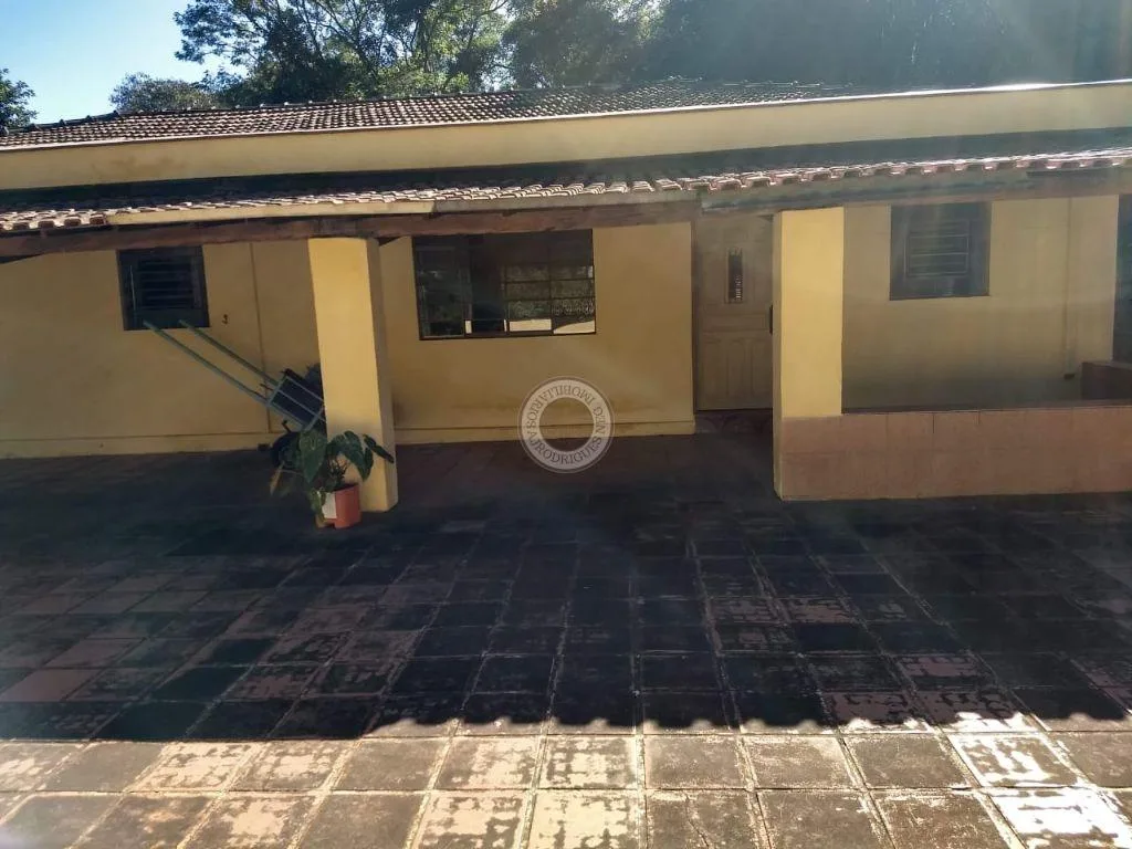 Casa para Venda em Mairinque, Setúbal, 1 banheiro, 2 vagas