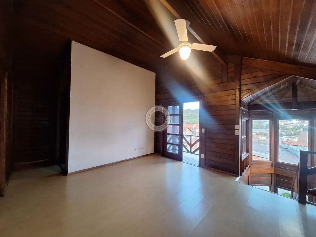 Casa para Venda em São Roque, Jardim Brasil, 3 dormitórios, 1 suíte, 2 banheiros, 1 vaga