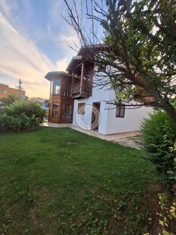 Casa para Venda em São Roque, Jardim Brasil, 3 dormitórios, 1 suíte, 2 banheiros, 1 vaga