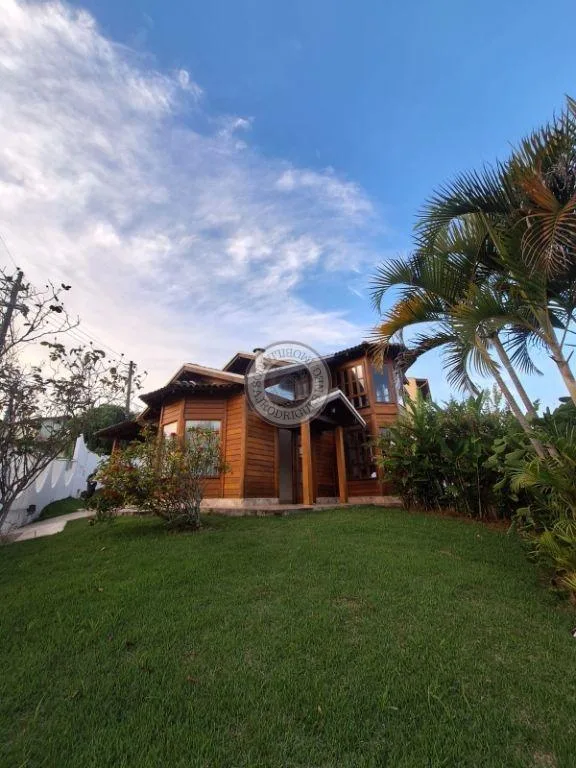 Casa para Venda em São Roque, Jardim Brasil, 3 dormitórios, 1 suíte, 2 banheiros, 1 vaga
