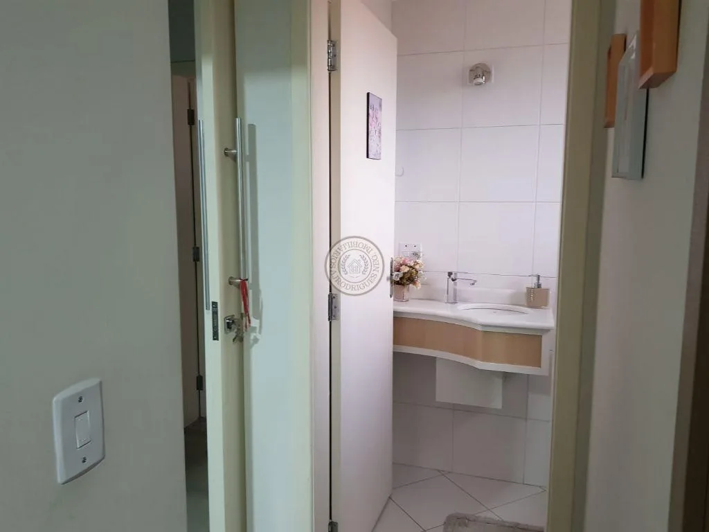 Apartamento para Venda em São Roque, Centro, 2 dormitórios, 1 suíte, 2 banheiros, 2 vagas