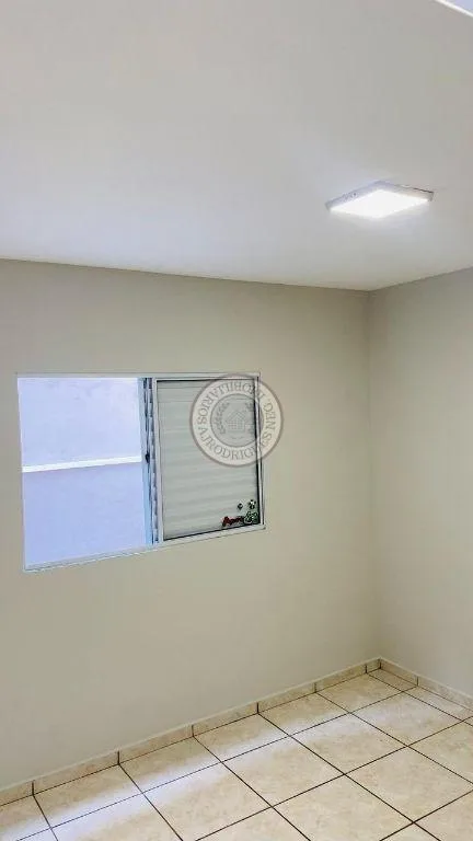 Apartamento para Venda em São Roque, Jardim Vinhas Do Sol (Mailasqui), 2 dormitórios, 1 banheiro, 1 vaga