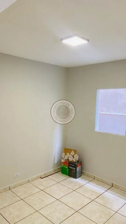 Apartamento para Venda em São Roque, Jardim Vinhas Do Sol (Mailasqui), 2 dormitórios, 1 banheiro, 1 vaga