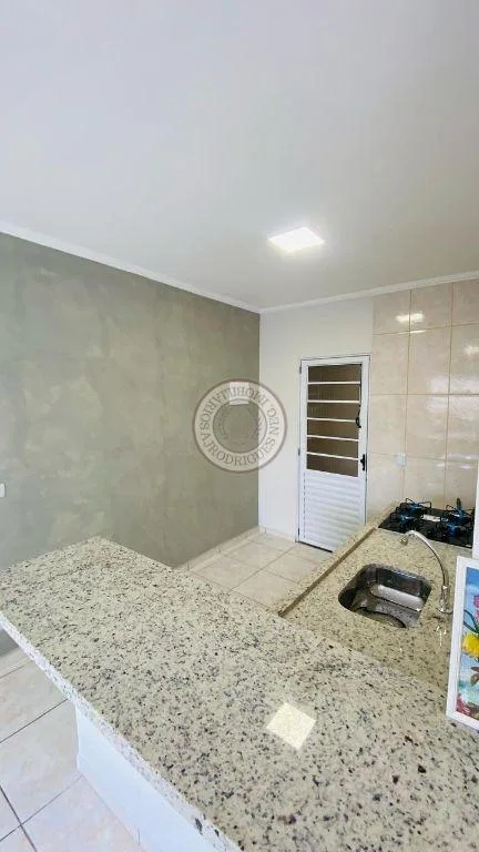 Apartamento para Venda em São Roque, Jardim Vinhas Do Sol (Mailasqui), 2 dormitórios, 1 banheiro, 1 vaga