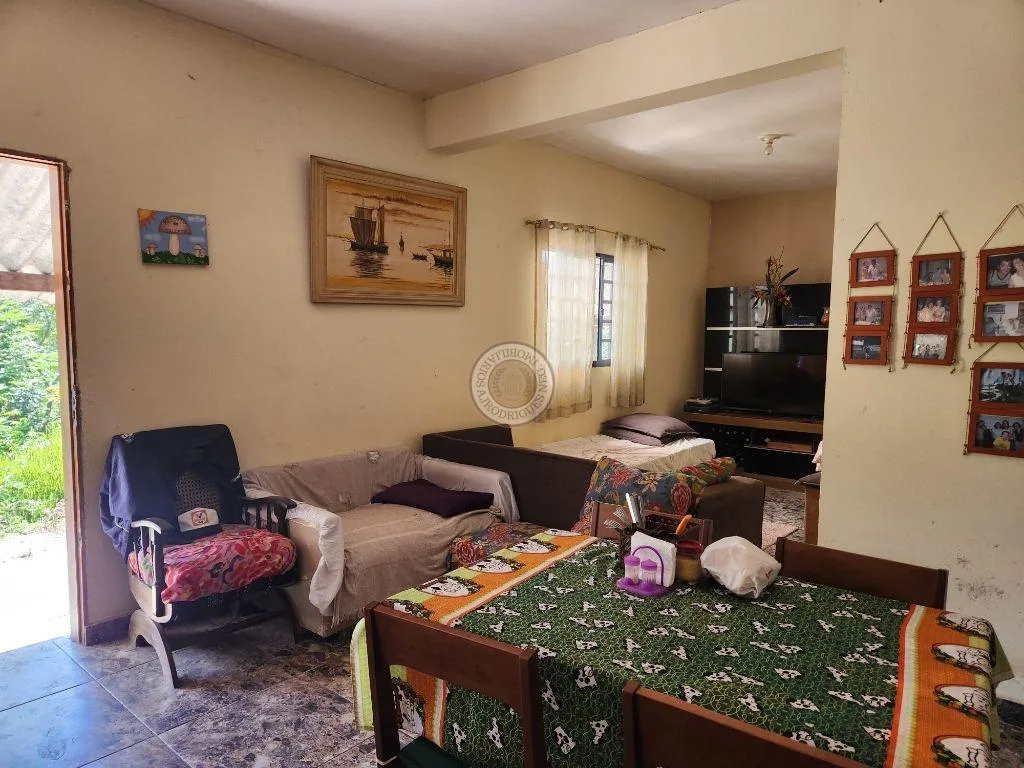 Casa para Venda em São Roque, Sorocamirim (Canguera), 2 dormitórios, 1 suíte, 2 banheiros, 5 vagas