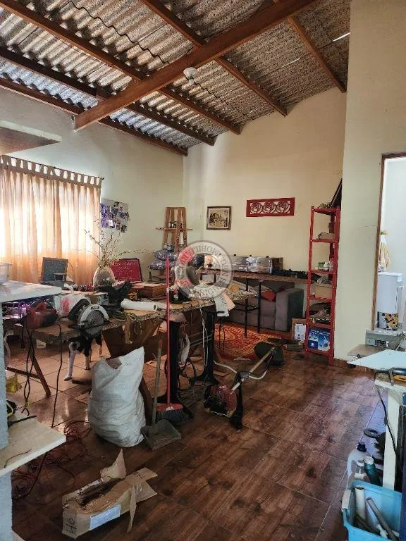 Casa para Venda em São Roque, Sorocamirim (Canguera), 2 dormitórios, 1 suíte, 2 banheiros, 5 vagas