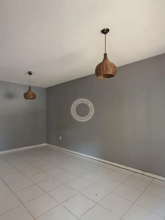 Casa para Venda em Mairinque, Reneville, 2 dormitórios, 1 banheiro, 2 vagas