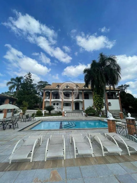 Casa para Venda em São Roque, Pavão (Canguera), 5 dormitórios, 2 suítes, 4 banheiros, 10 vagas