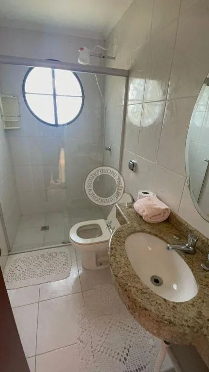 Casa para Venda em São Roque, Pavão (Canguera), 5 dormitórios, 2 suítes, 4 banheiros, 10 vagas