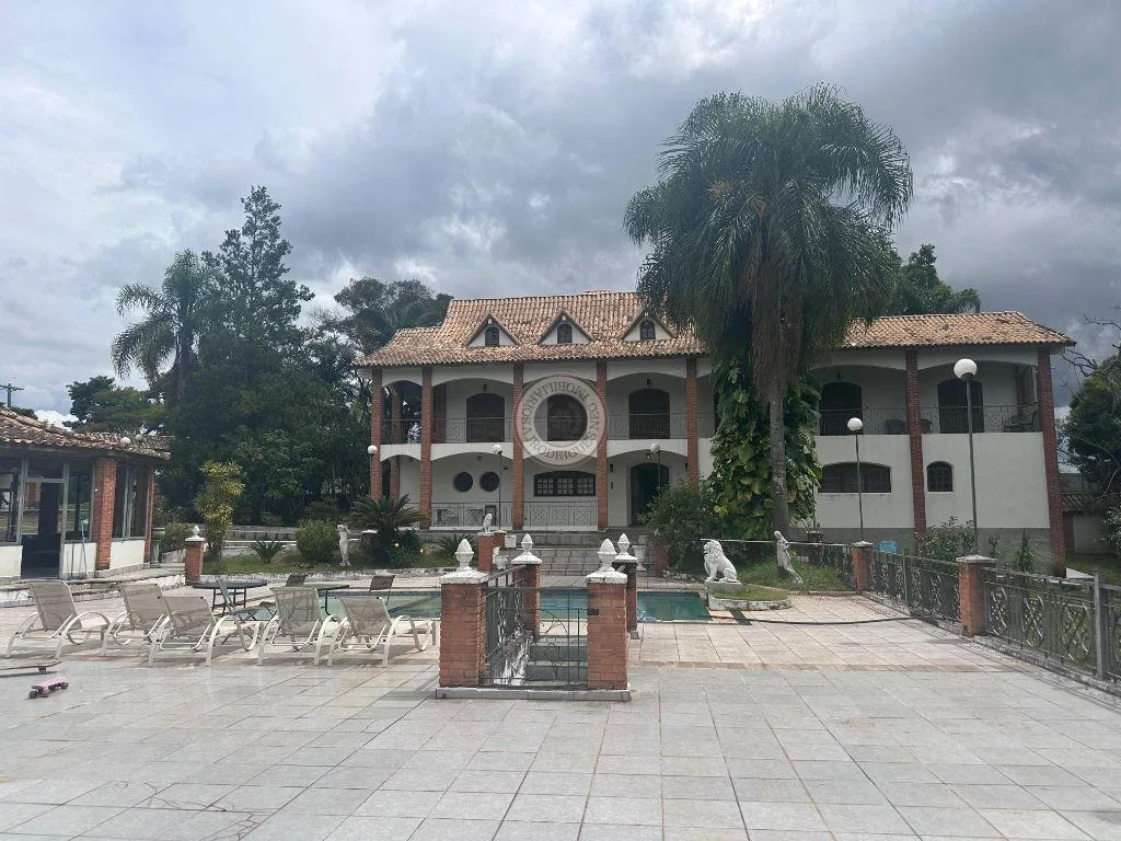 Casa para Venda em São Roque, Pavão (Canguera), 5 dormitórios, 2 suítes, 4 banheiros, 10 vagas