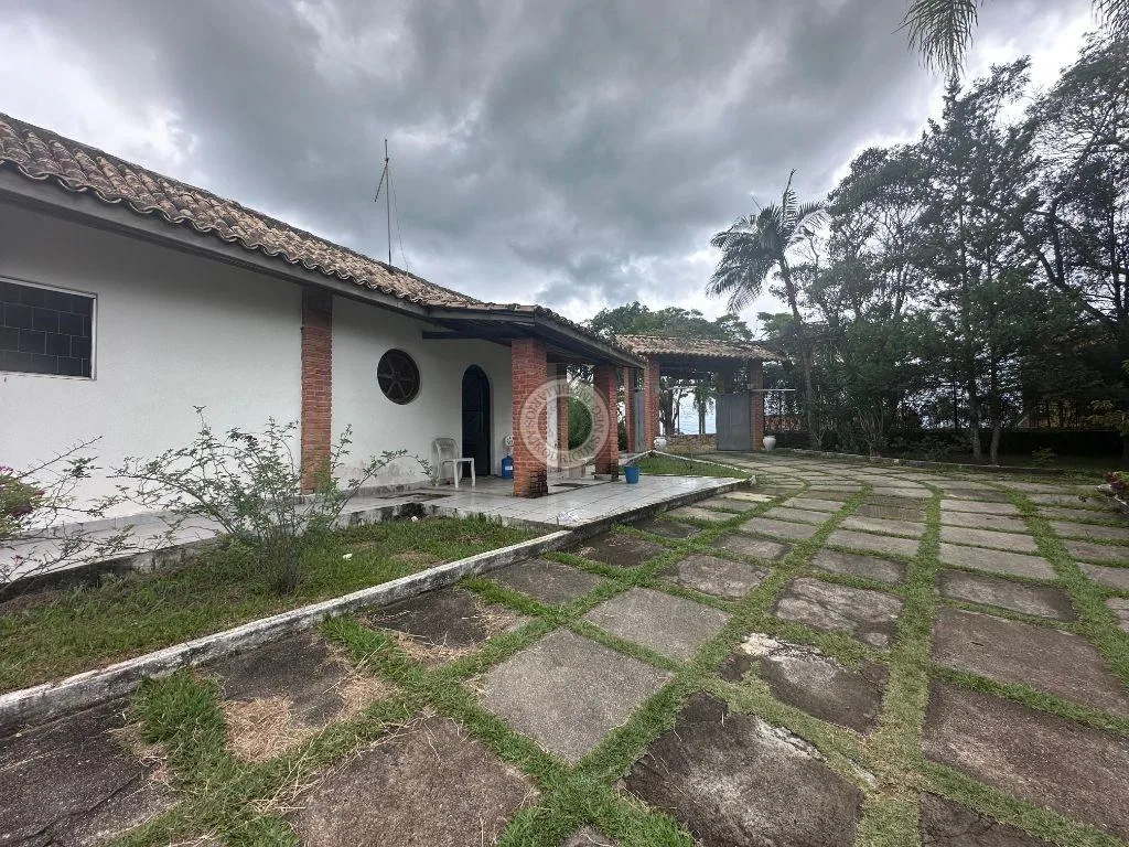 Casa para Venda em São Roque, Pavão (Canguera), 5 dormitórios, 2 suítes, 4 banheiros, 10 vagas