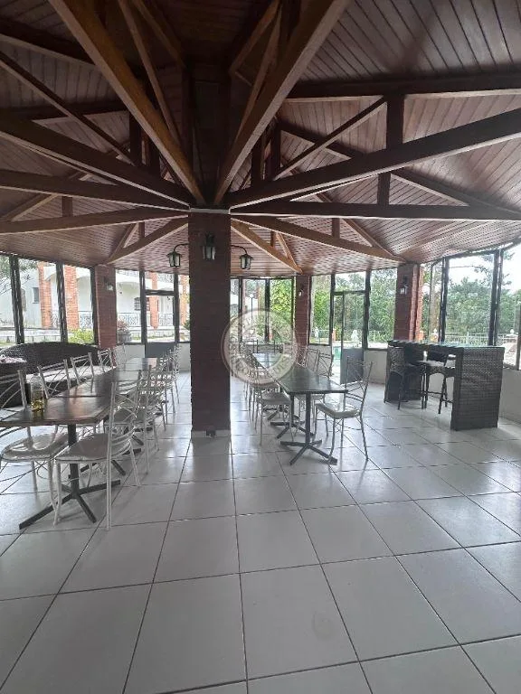 Casa para Venda em São Roque, Pavão (Canguera), 5 dormitórios, 2 suítes, 4 banheiros, 10 vagas