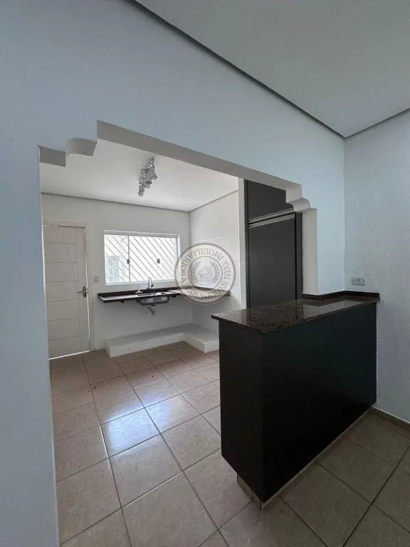 Casa para Venda em São Roque, Centro, 4 dormitórios, 1 suíte, 2 banheiros, 3 vagas