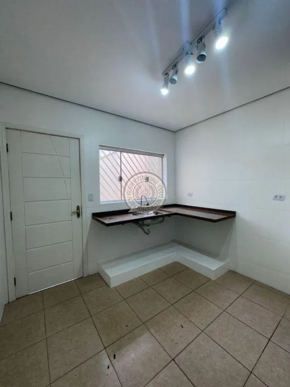 Casa para Venda em São Roque, Centro, 4 dormitórios, 1 suíte, 2 banheiros, 3 vagas