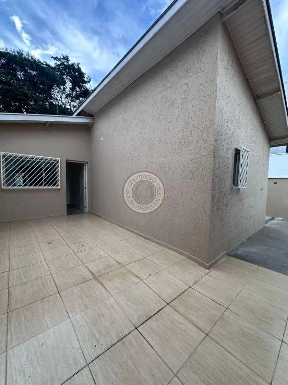 Casa para Venda em São Roque, Centro, 4 dormitórios, 1 suíte, 2 banheiros, 3 vagas