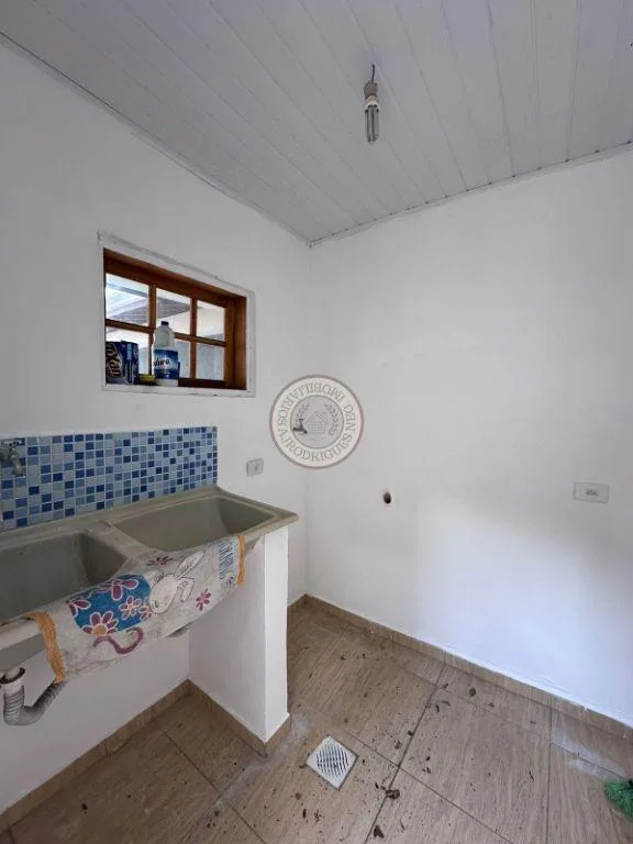 Casa para Venda em São Roque, Centro, 4 dormitórios, 1 suíte, 2 banheiros, 3 vagas