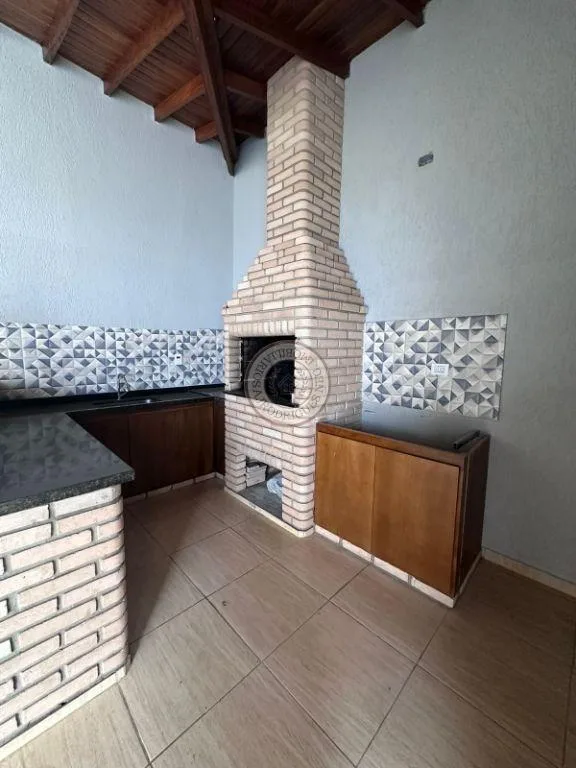 Casa para Venda em São Roque, Centro, 4 dormitórios, 1 suíte, 2 banheiros, 3 vagas