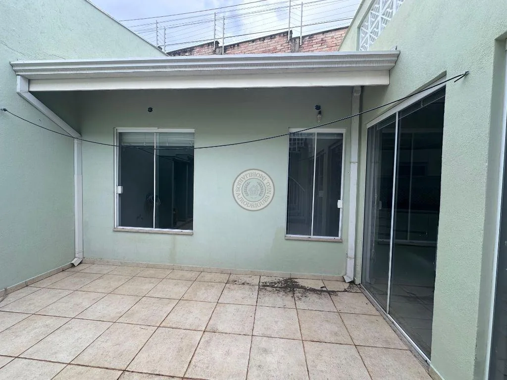 Condomínio Fechado para Venda em São Roque, Taboão, 3 dormitórios, 1 suíte, 2 banheiros, 2 vagas