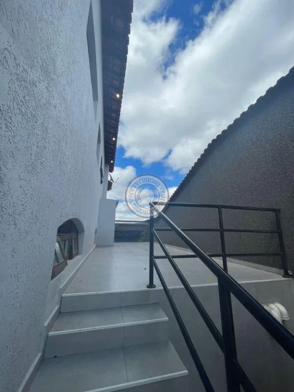 Sobrado para Venda em Mairinque, Terras de São José, 4 dormitórios, 1 suíte, 7 banheiros, 6 vagas