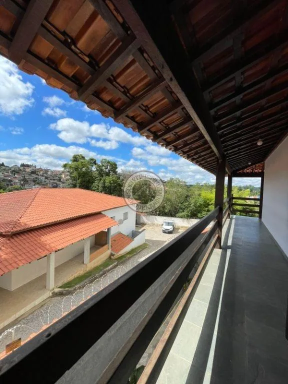 Sobrado para Venda em Mairinque, Terras de São José, 4 dormitórios, 1 suíte, 7 banheiros, 6 vagas