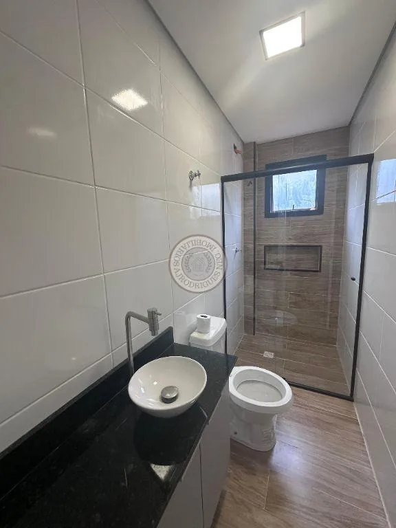 Cobertura para Venda em São Roque, Jardim Guaçu, 2 dormitórios, 1 suíte, 2 banheiros, 1 vaga