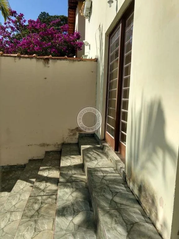 Casa para Venda em São Roque, Jardim Villaça, 3 dormitórios, 1 suíte, 2 banheiros